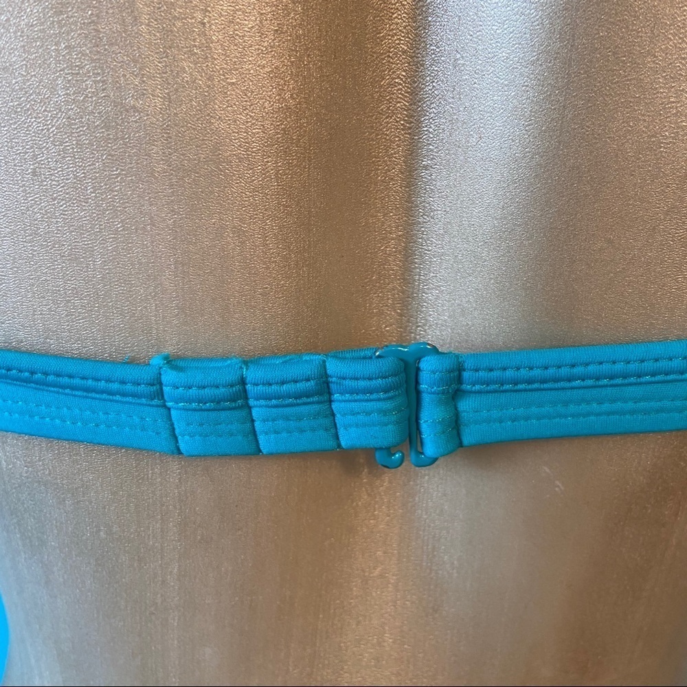 Body glove‎ women's padded bikini  top - Picture 3 of 6